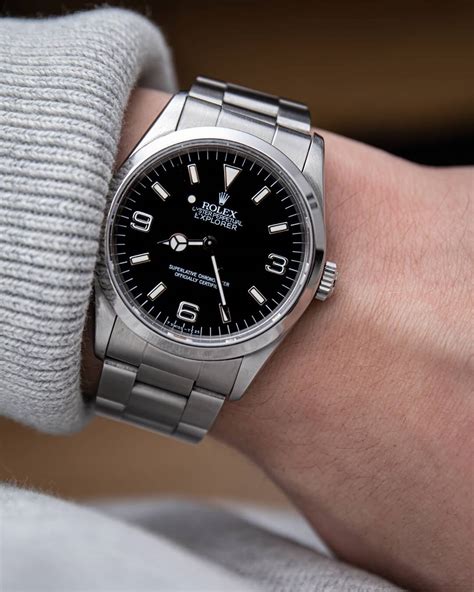 rolex explorer reference 14270.